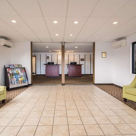 Rodeway Inn & Suites Portland - Jantzen Beach Buitenkant foto