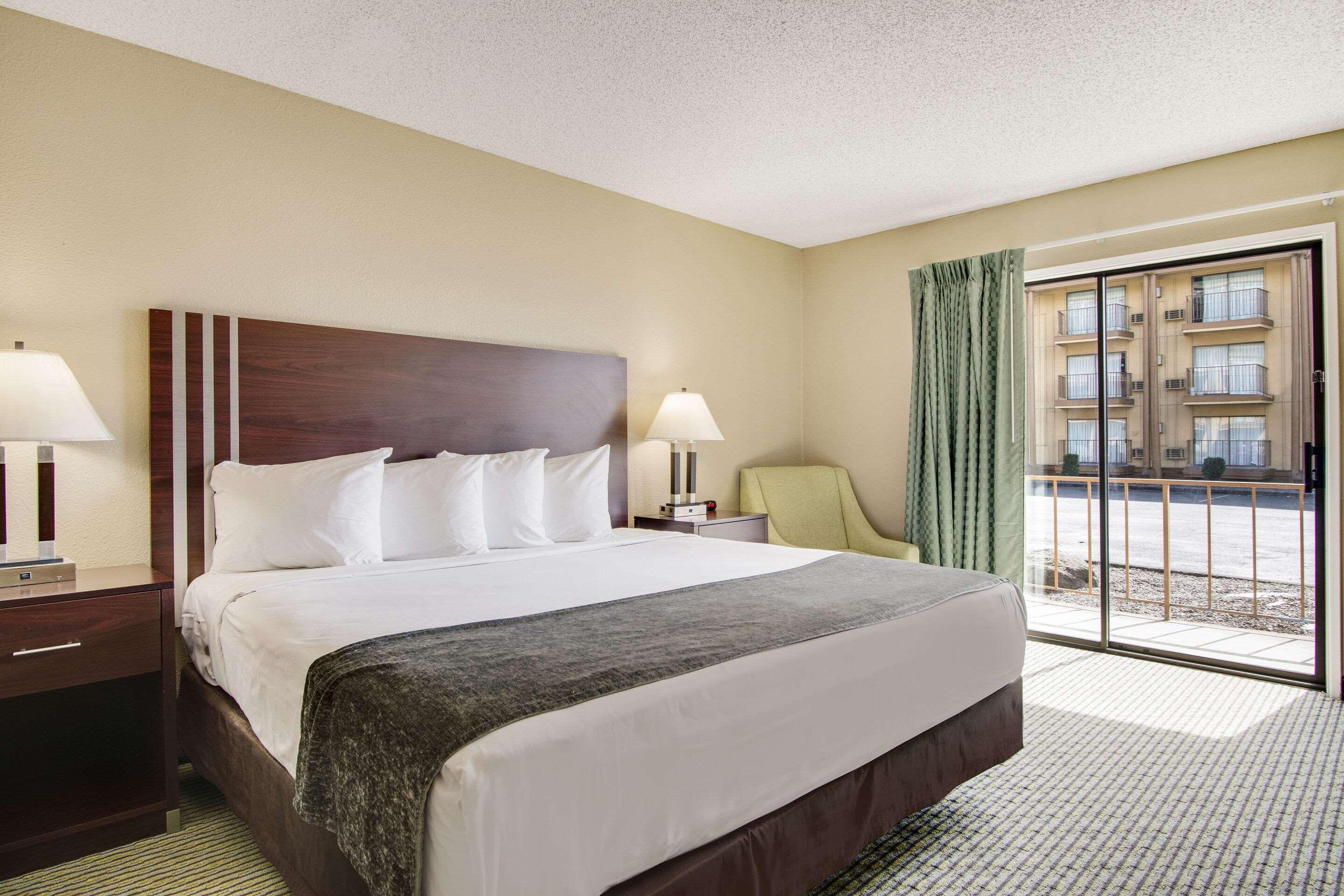 Rodeway Inn & Suites Portland - Jantzen Beach Buitenkant foto