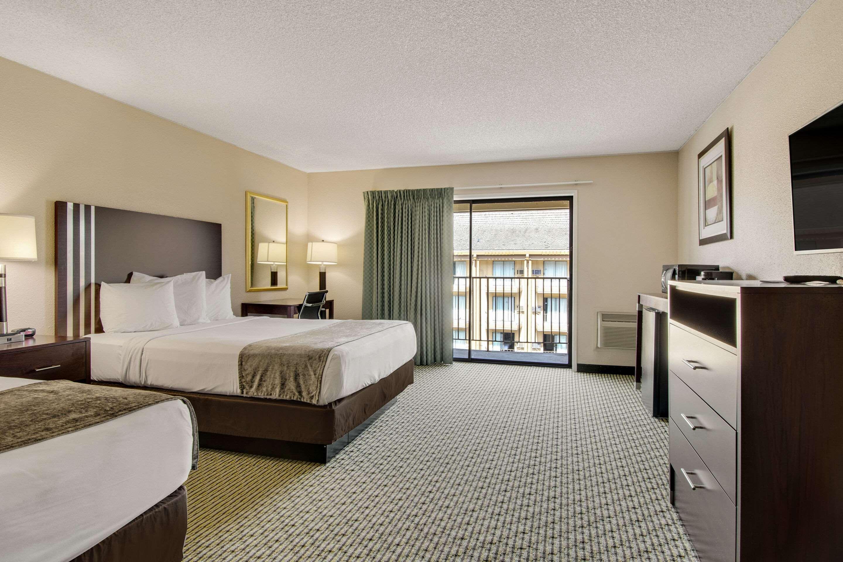 Rodeway Inn & Suites Portland - Jantzen Beach Buitenkant foto