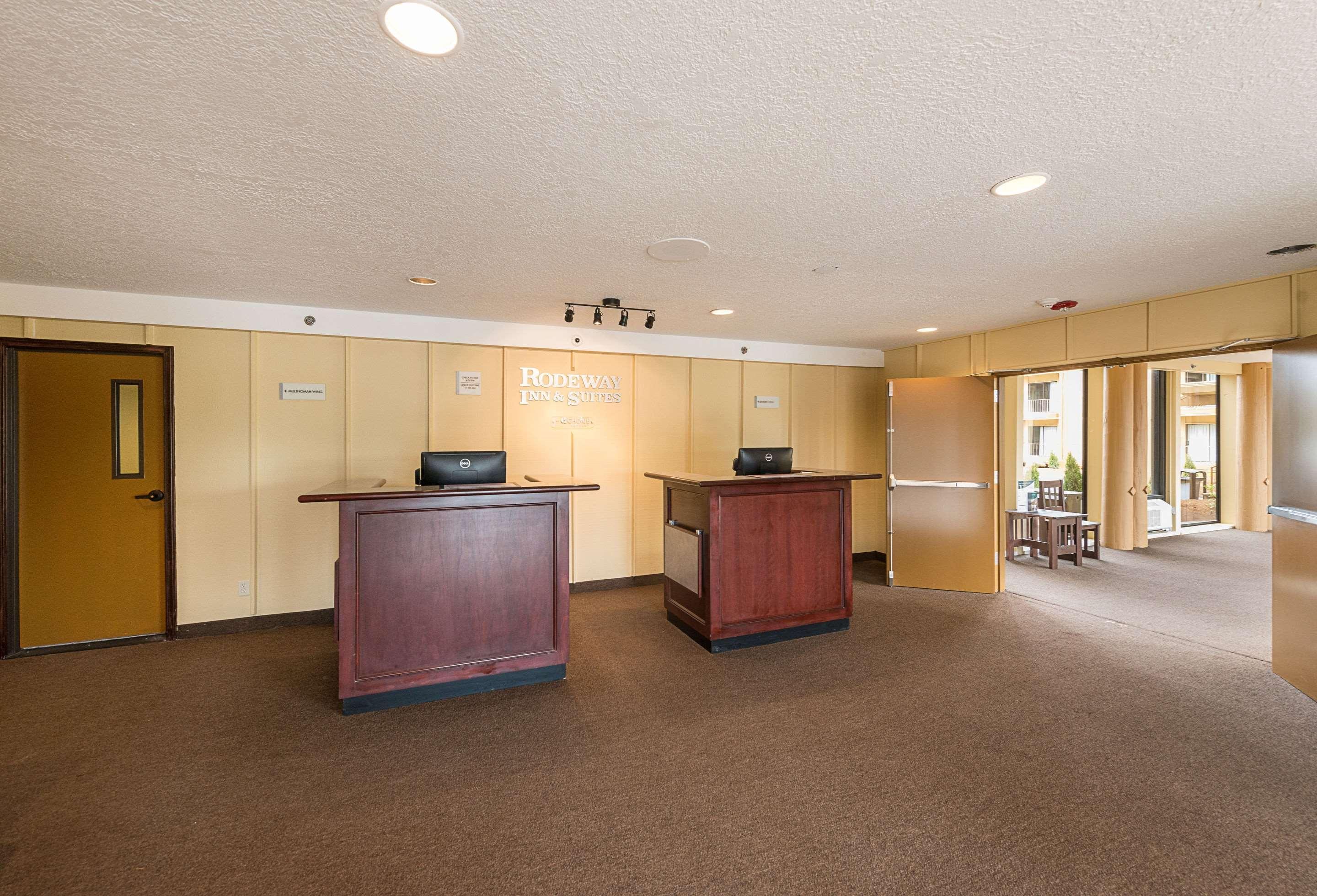 Rodeway Inn & Suites Portland - Jantzen Beach Buitenkant foto