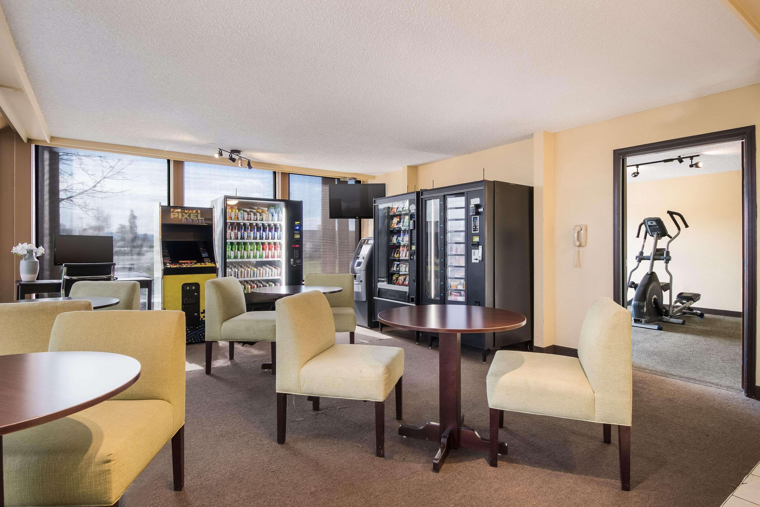 Rodeway Inn & Suites Portland - Jantzen Beach Buitenkant foto
