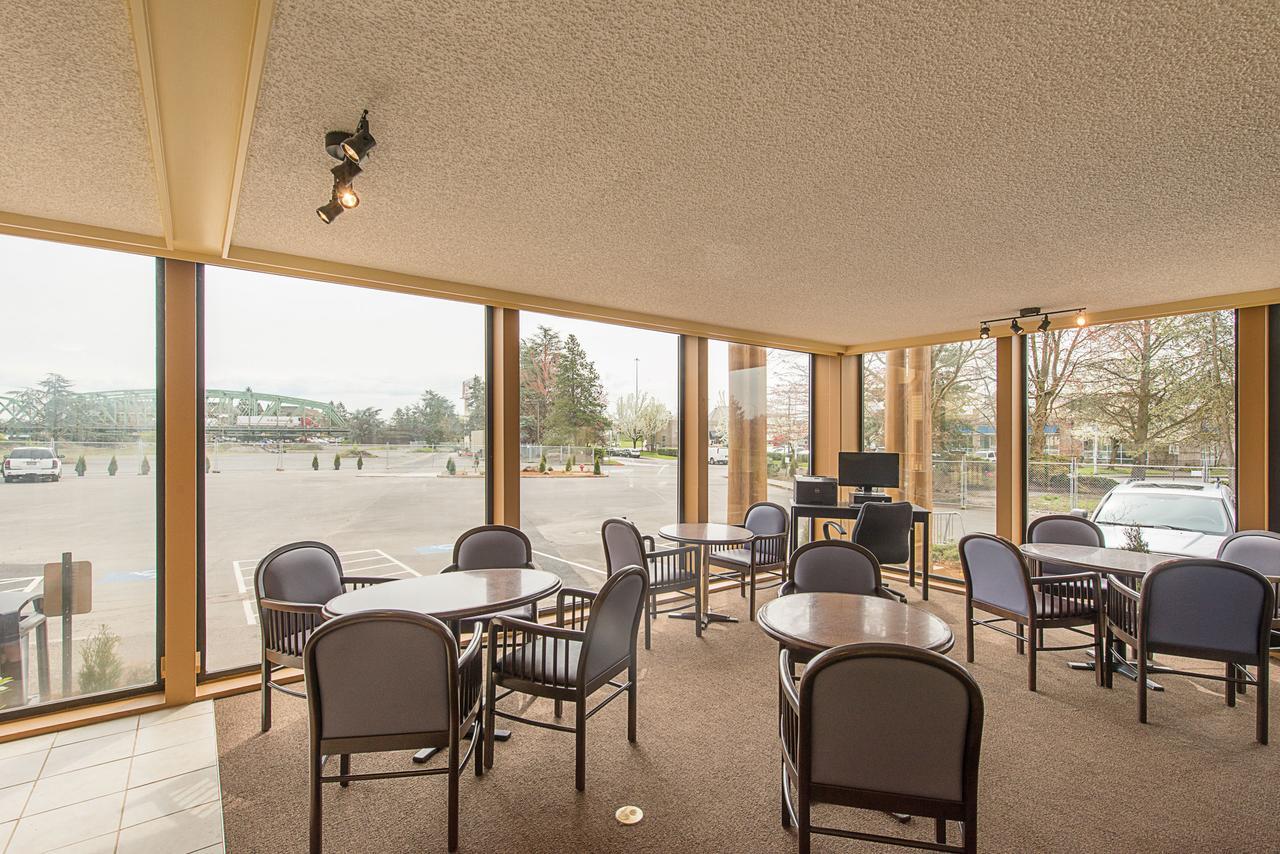 Rodeway Inn & Suites Portland - Jantzen Beach Buitenkant foto