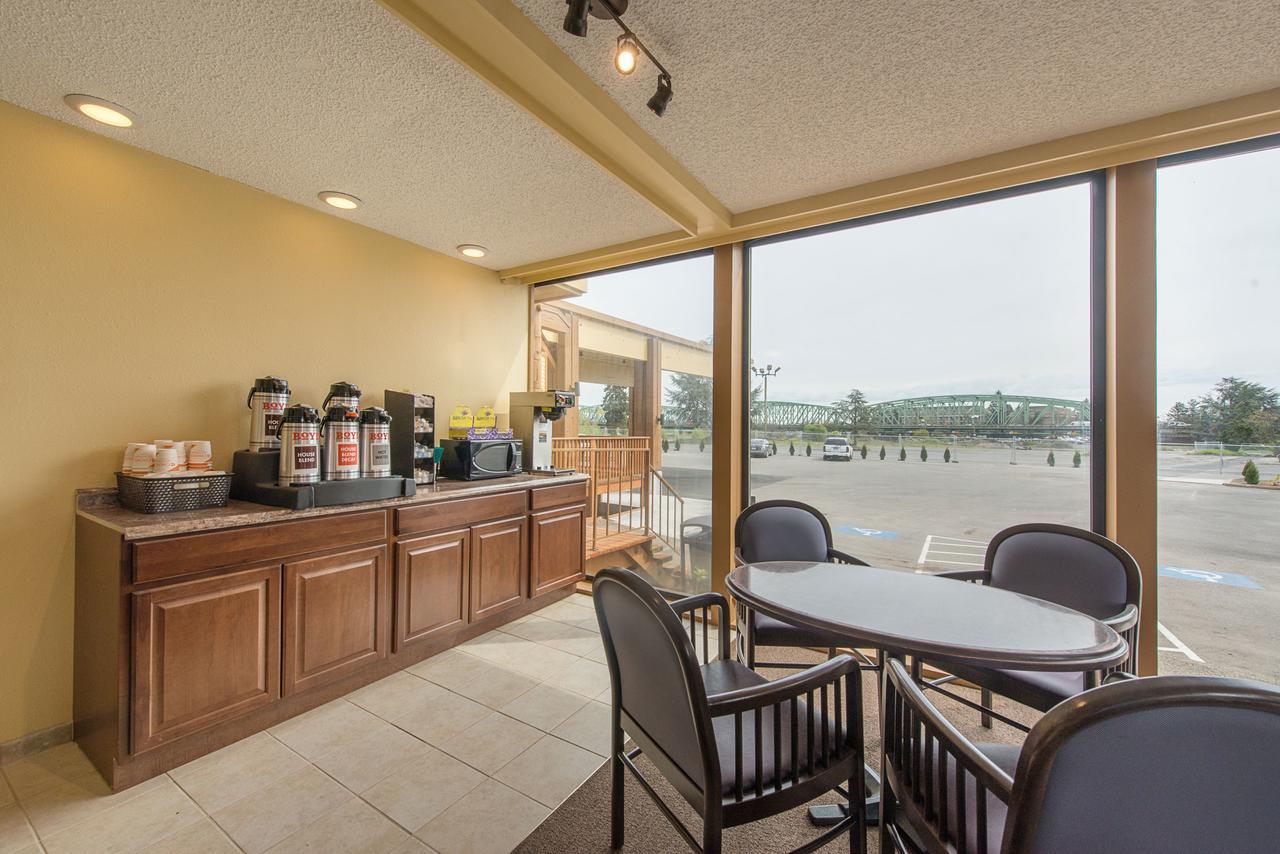 Rodeway Inn & Suites Portland - Jantzen Beach Buitenkant foto